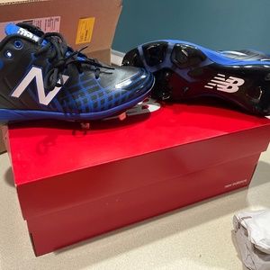 New balance baseball metal cleats